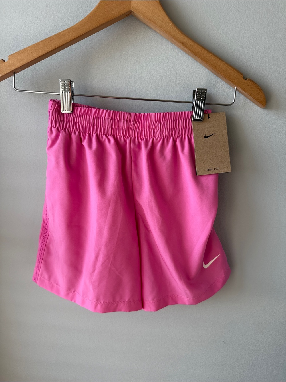 Nike‎ Girls Bright Pink Shorts NWT